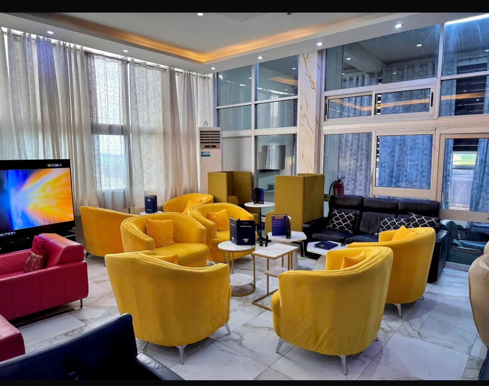 Salon VIP Travel Ease à l'Aéroport International de Douala — Sièges confortables