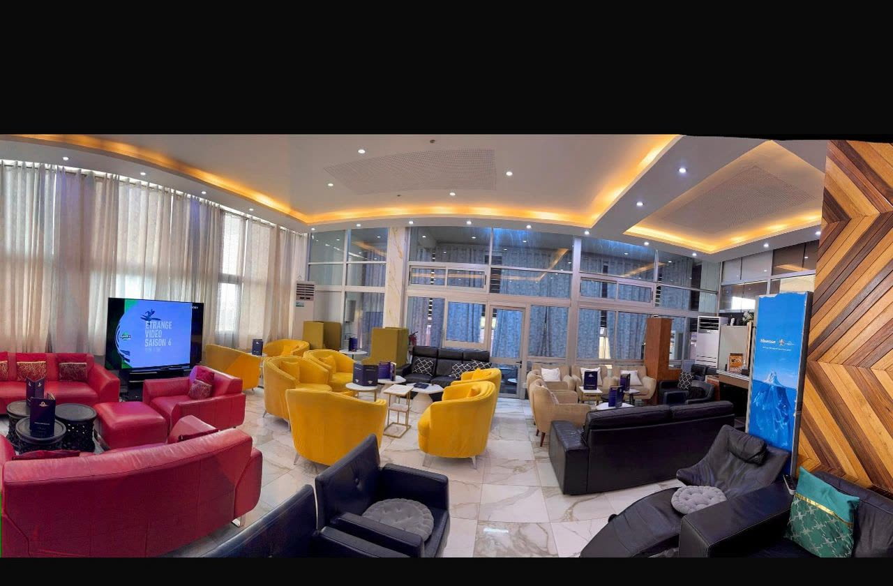 Salon VIP Travel Ease à l'Aéroport International de Douala